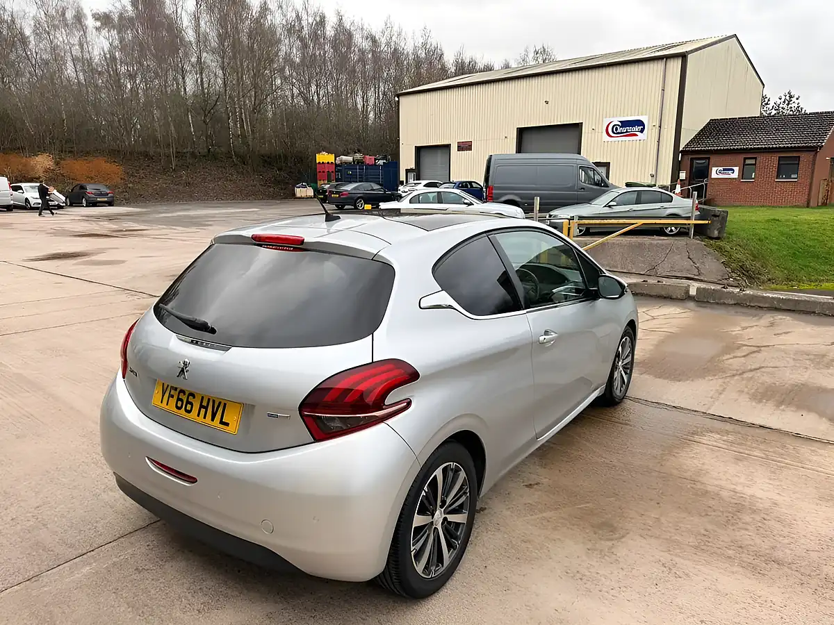 Used 2016 Peugeot 208 Allure Silver - Interior and Exterior details 10