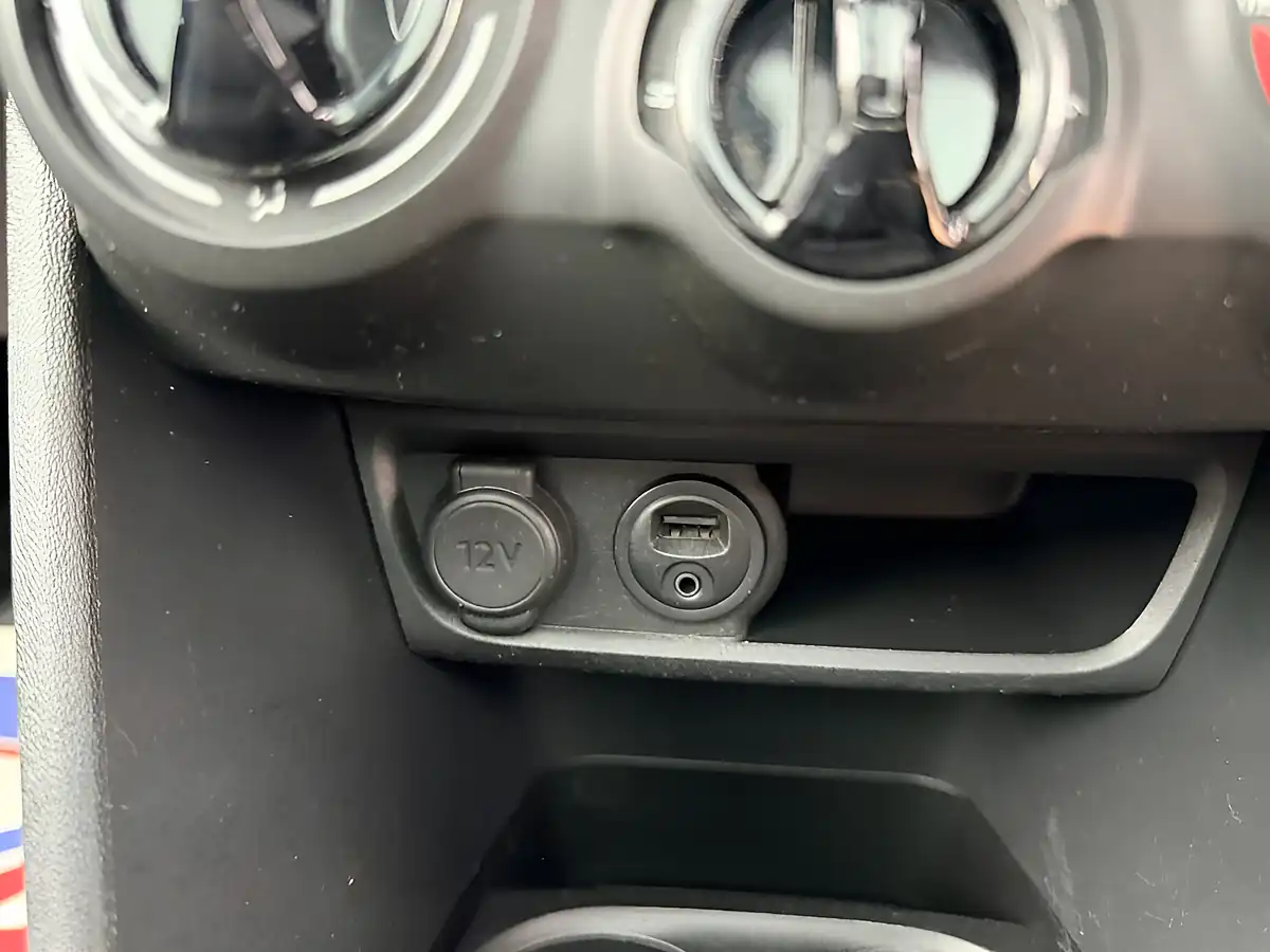 Used 2016 Peugeot 208 Allure Silver - Interior and Exterior details 13