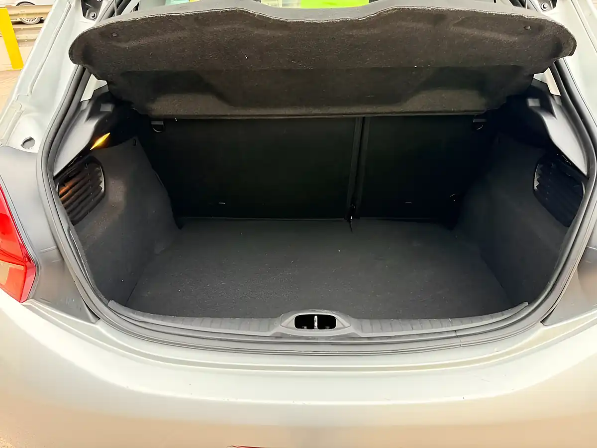 Used 2016 Peugeot 208 Allure Silver - Interior and Exterior details 19