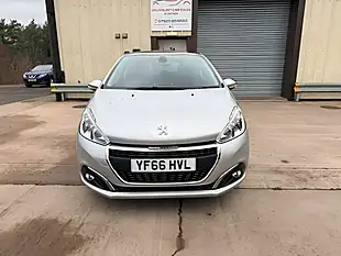 Used 2016 Peugeot 208 Allure Silver - Interior and Exterior details 3