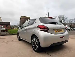Used 2016 Peugeot 208 Allure Silver - Interior and Exterior details 6
