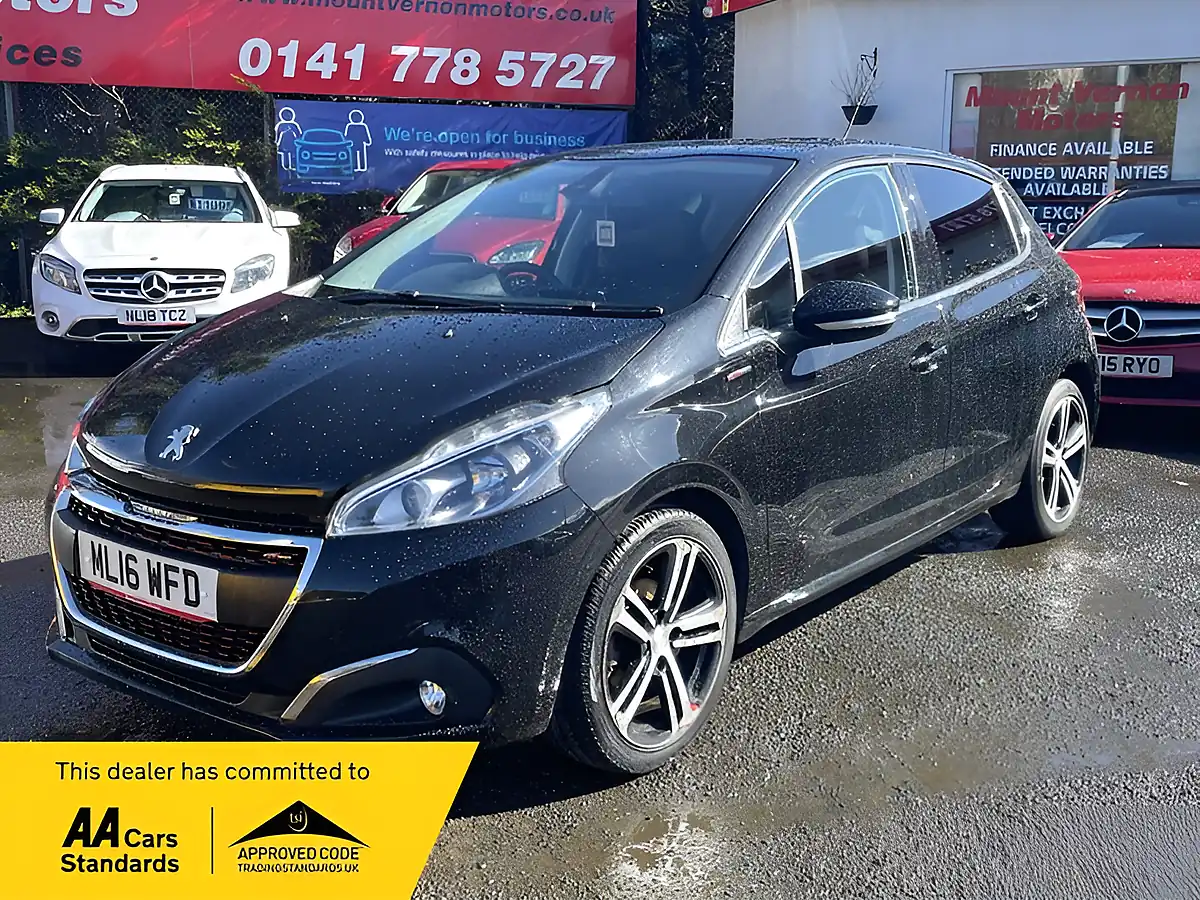 Used 2016 Peugeot 208 GT Line Black - Front View