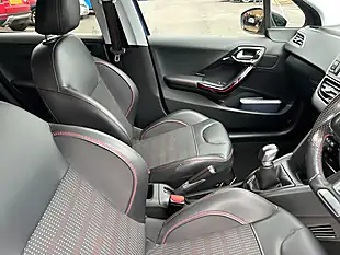 Used 2016 Peugeot 208 GT Line Blue - Interior and Exterior details 12