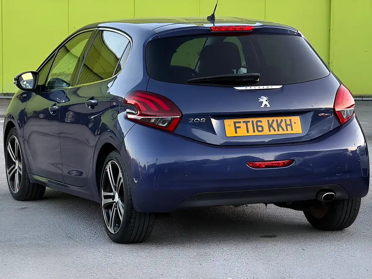 Used 2016 Peugeot 208 GT Line Blue - Interior and Exterior details 5