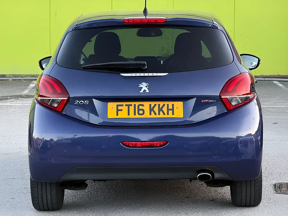 Used 2016 Peugeot 208 GT Line Blue - Interior and Exterior details 6