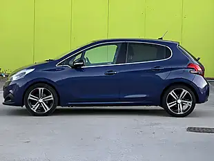 Used 2016 Peugeot 208 GT Line Blue - Interior and Exterior details 8