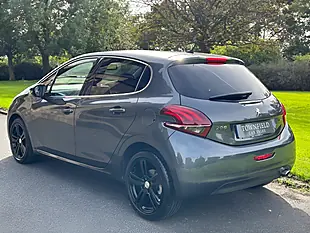 Used 2016 Peugeot 208 GT Line Grey - Interior and Exterior details 11