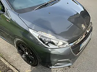 Used 2016 Peugeot 208 GT Line Grey - Interior and Exterior details 13