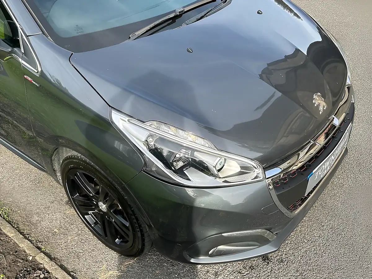 Used 2016 Peugeot 208 GT Line Grey - Interior and Exterior details 13