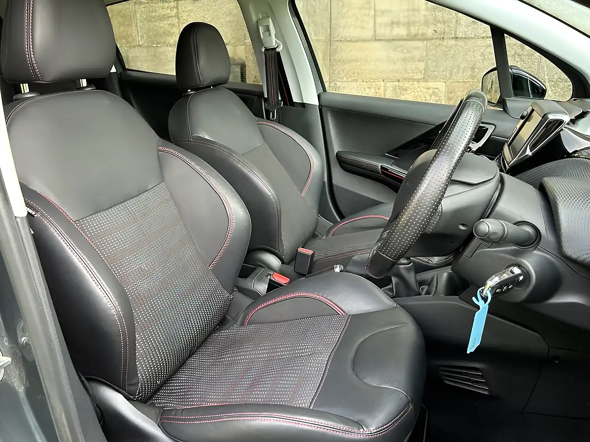 Used 2016 Peugeot 208 GT Line Grey - Interior and Exterior details 9