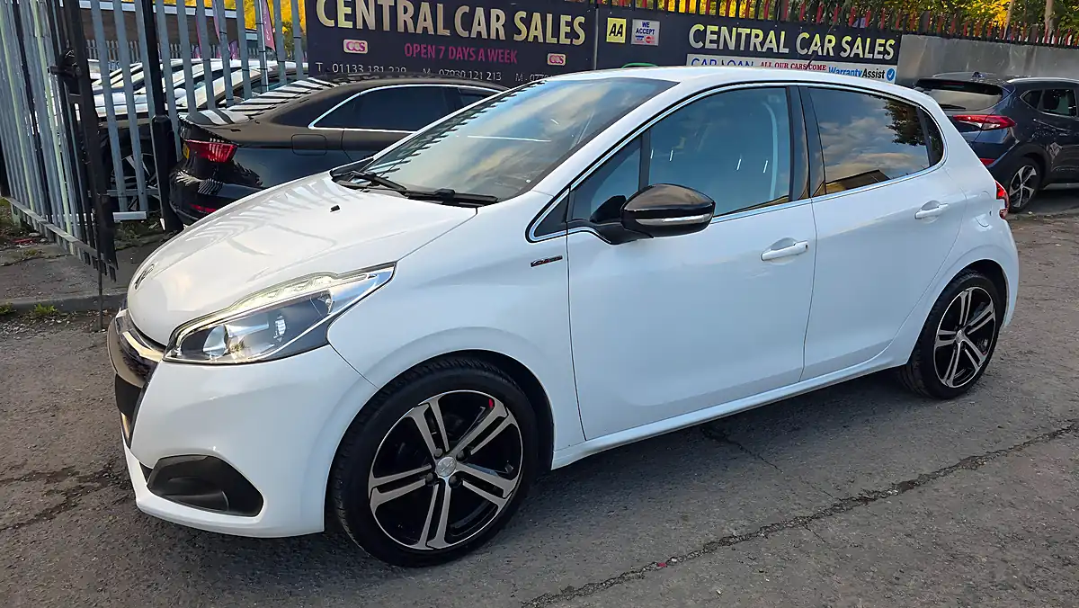 Used 2016 Peugeot 208 GT Line - Interior and Exterior details 12