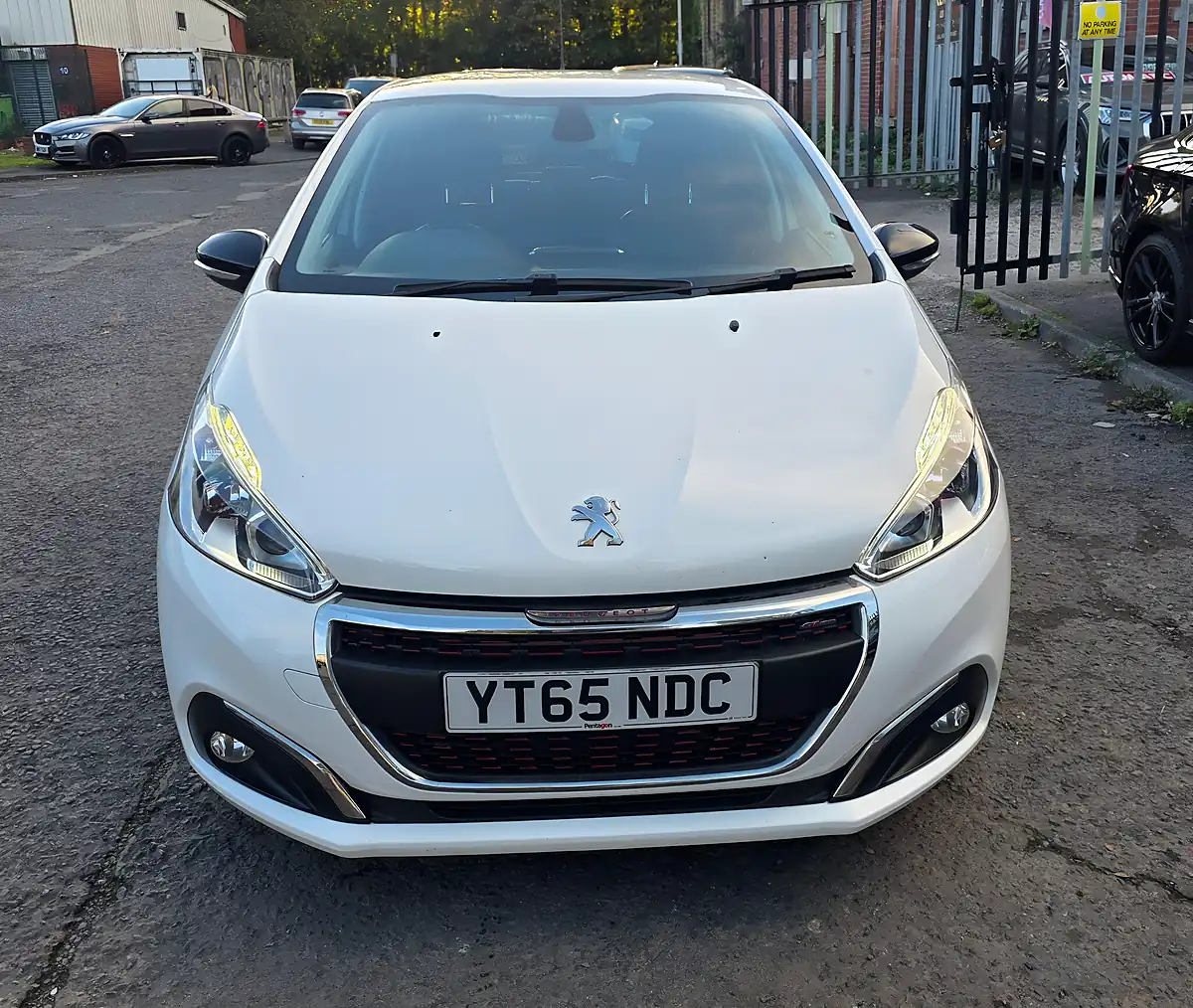 Used 2016 Peugeot 208 GT Line - Interior and Exterior details 2