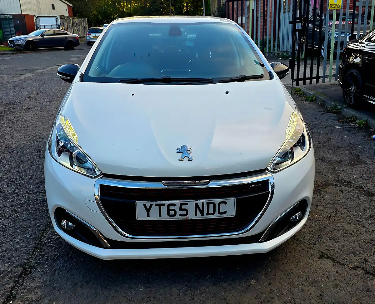 Used 2016 Peugeot 208 GT Line - Interior and Exterior details 3