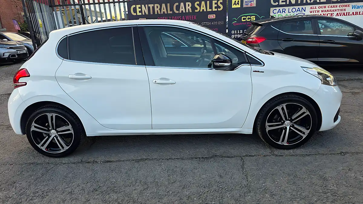 Used 2016 Peugeot 208 GT Line - Interior and Exterior details 5