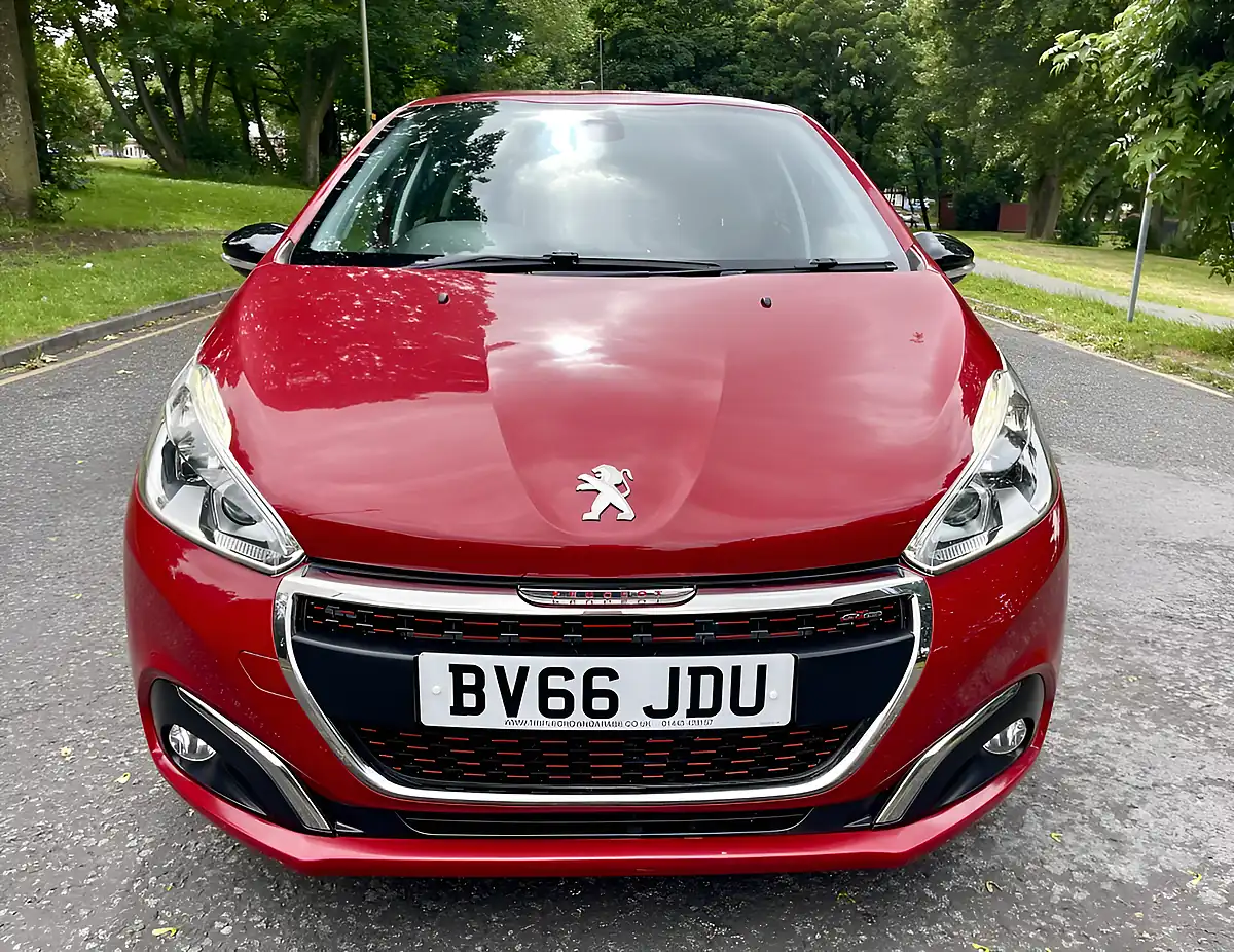 Used 2016 Peugeot 208 GT Line Red - Interior and Exterior details 2
