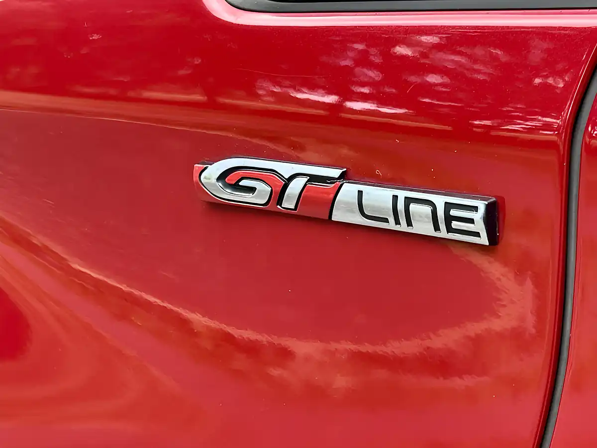 Used 2016 Peugeot 208 GT Line Red - Interior and Exterior details 8
