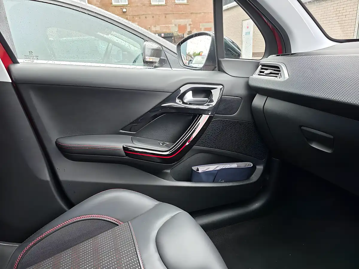 Used 2016 Peugeot 208 GT Line Red - Interior and Exterior details 10