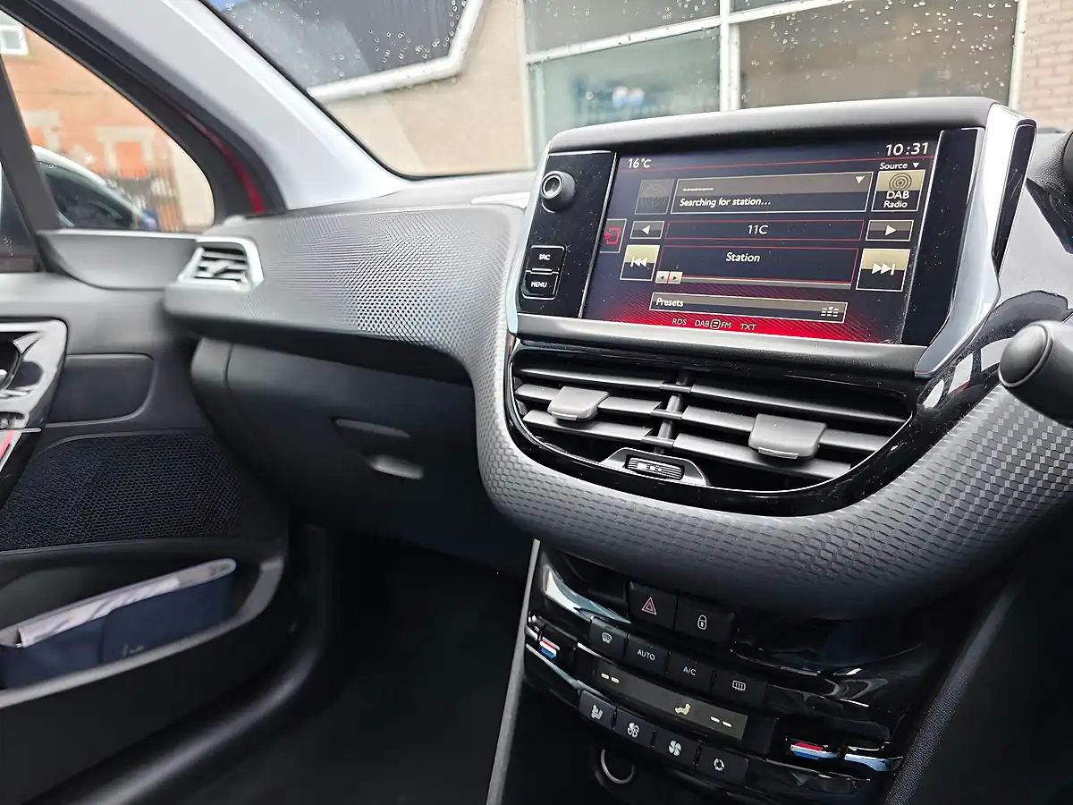 Used 2016 Peugeot 208 GT Line Red - Interior and Exterior details 15