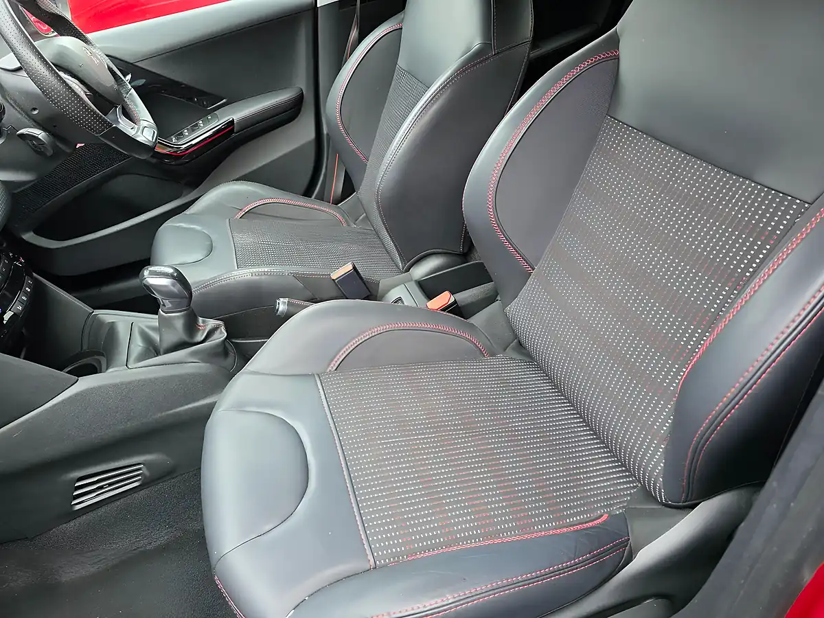 Used 2016 Peugeot 208 GT Line Red - Interior and Exterior details 18
