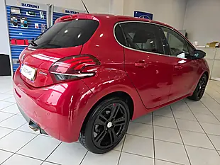 Used 2016 Peugeot 208 GT Line Red - Interior and Exterior details 3