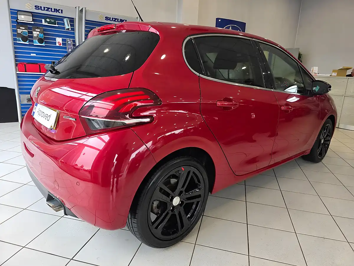 Used 2016 Peugeot 208 GT Line Red - Interior and Exterior details 3
