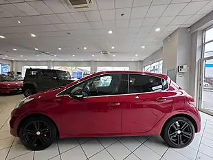Used 2016 Peugeot 208 GT Line Red - Interior and Exterior details 4