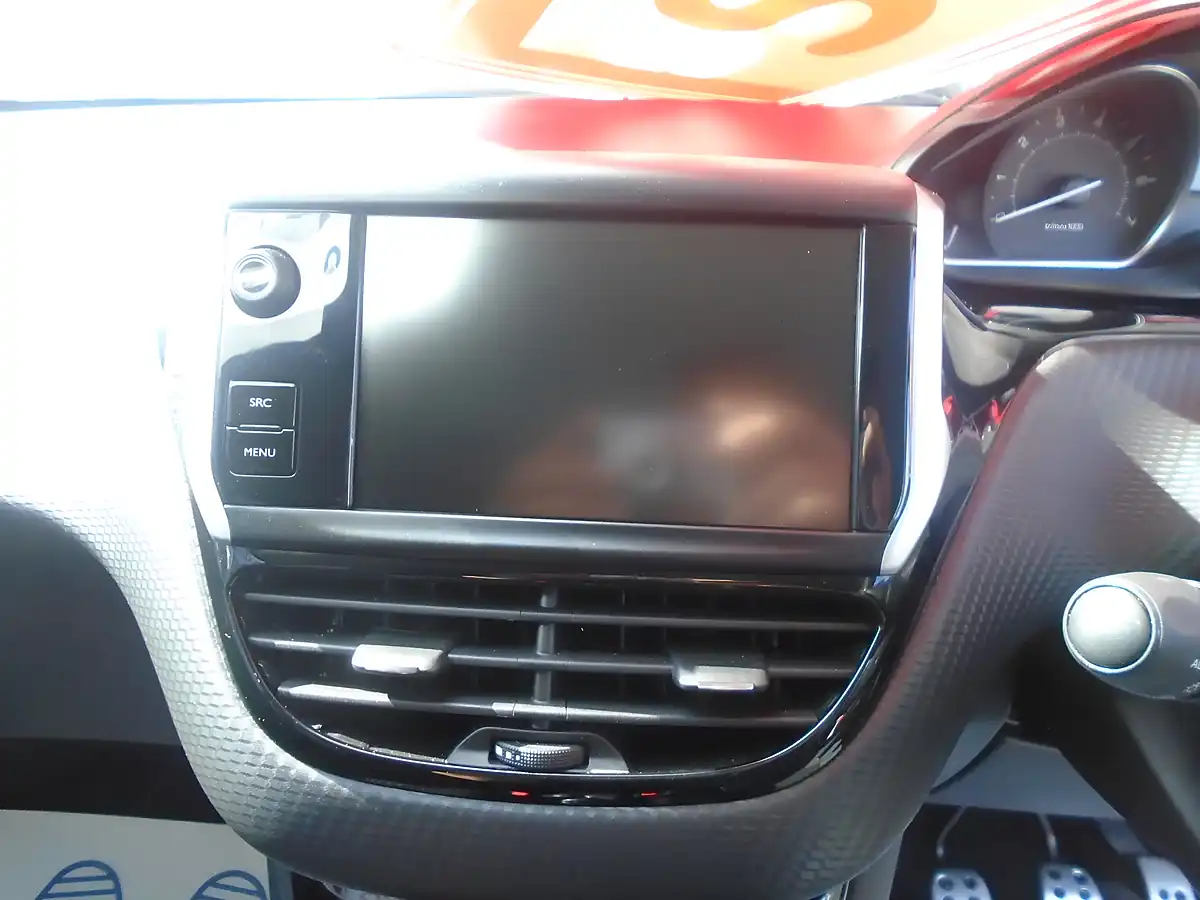 Used 2016 Peugeot 208 GT Line Red - Interior and Exterior details 12