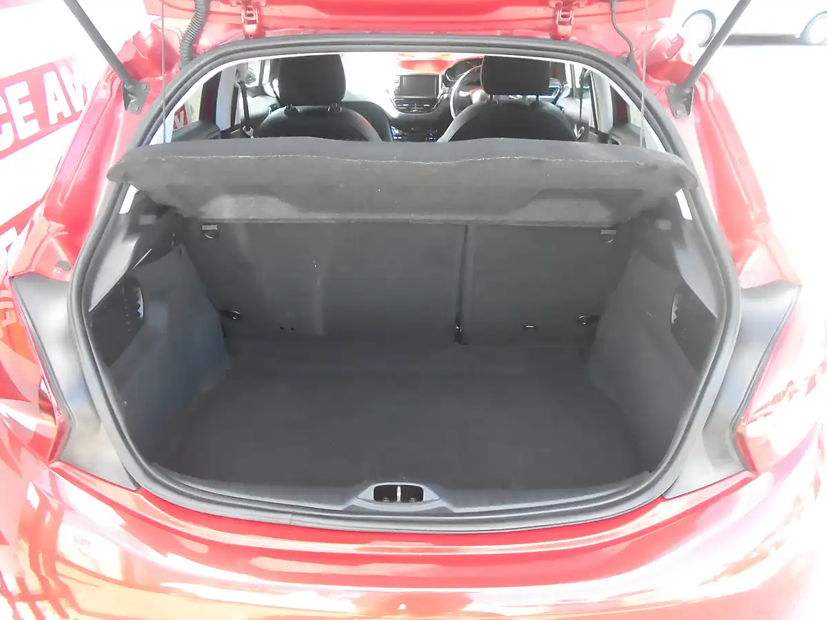 Used 2016 Peugeot 208 GT Line Red - Interior and Exterior details 16