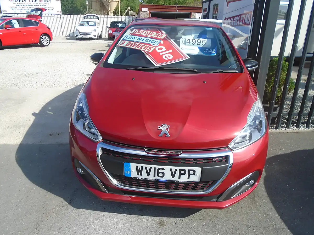 Used 2016 Peugeot 208 GT Line Red - Interior and Exterior details 2