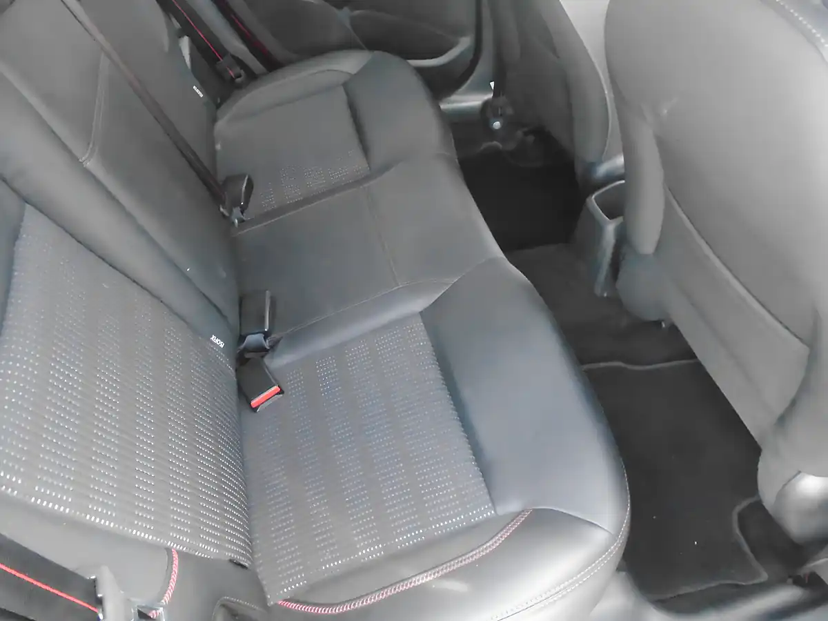 Used 2016 Peugeot 208 GT Line Red - Interior and Exterior details 8