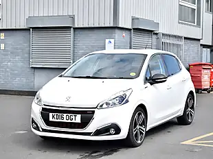 Used 2016 Peugeot 208 GT Line White - Interior and Exterior details 3