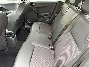 Used 2016 Peugeot 208 GT Line White - Interior and Exterior details 12