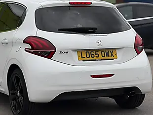Used 2016 Peugeot 208 GT Line White - Interior and Exterior details 8