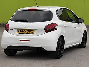 Used 2016 Peugeot 208 GT Line White - Interior and Exterior details 9