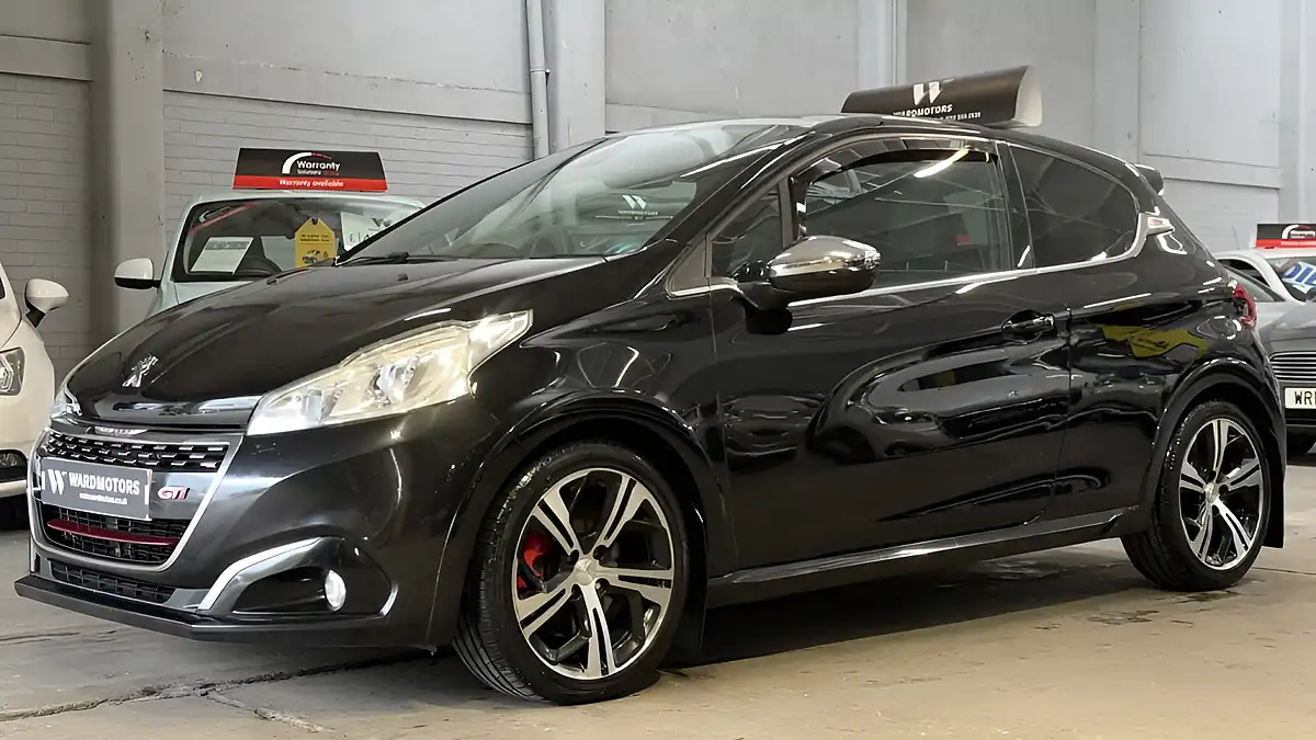 Used 2016 Peugeot 208 GTI Prestige Black - Front View