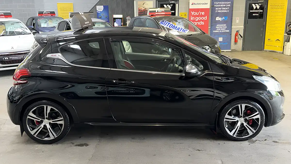 Used 2016 Peugeot 208 GTI Prestige Black - Interior and Exterior details 8