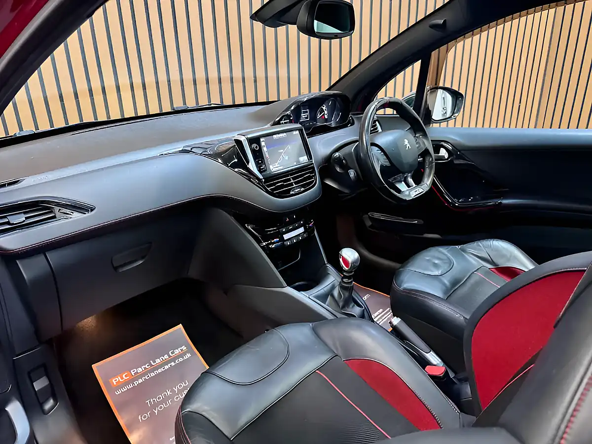 Used 2016 Peugeot 208 Prestige Red - Interior and Exterior details 14