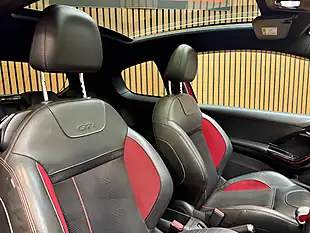 Used 2016 Peugeot 208 Prestige Red - Interior and Exterior details 15