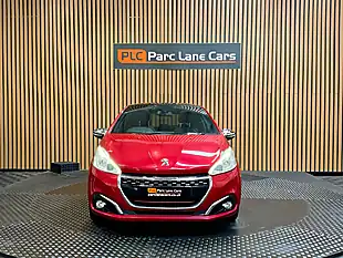 Used 2016 Peugeot 208 Prestige Red - Interior and Exterior details 8