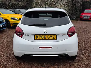 Used 2016 Peugeot 208 Prestige White - Interior and Exterior details 16