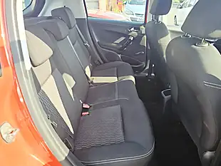 Used 2016 Peugeot 208 Xs Orange - Interior and Exterior details 8