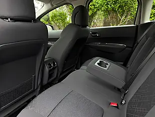 Used 2016 Peugeot 3008 Active Grey - Interior and Exterior details 11