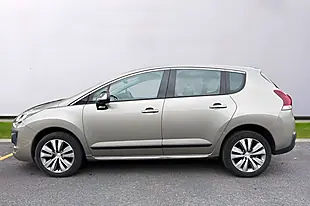 Used 2016 Peugeot 3008 Active Grey - Interior and Exterior details 3