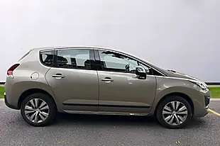 Used 2016 Peugeot 3008 Active Grey - Interior and Exterior details 6