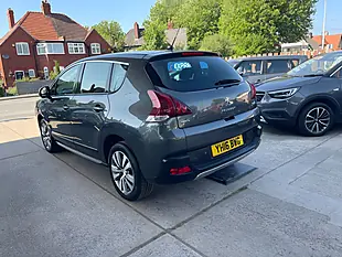 Used 2016 Peugeot 3008 Active Grey - Interior and Exterior details 5