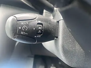 Used 2016 Peugeot 3008 Allure Black - Interior and Exterior details 13
