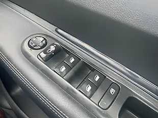 Used 2016 Peugeot 3008 Allure Black - Interior and Exterior details 16