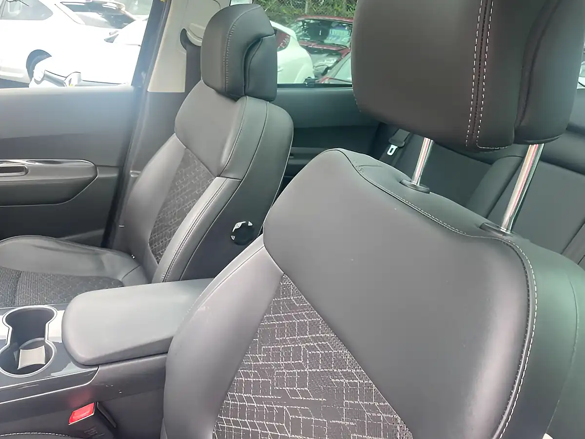 Used 2016 Peugeot 3008 Allure Black - Interior and Exterior details 19