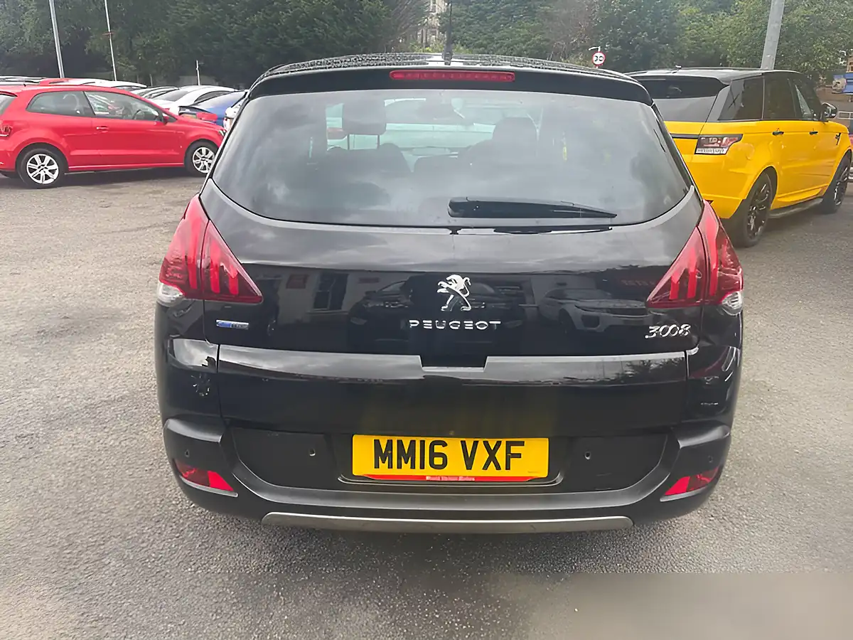 Used 2016 Peugeot 3008 Allure Black - Interior and Exterior details 7