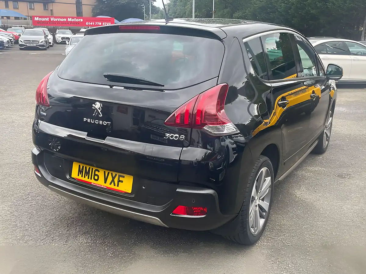 Used 2016 Peugeot 3008 Allure Black - Interior and Exterior details 8